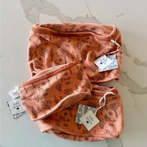 New with tags Kate Quinn Set of 3 Zippered Travel Cubes Southwest Cactus